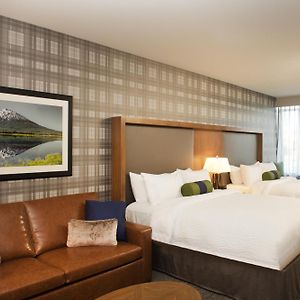 Suite Two Queen Beds Sofa Bed Hearing Accessible